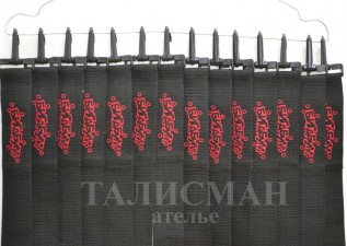 Логотип «БИГАБУМ» на ремнях для сумок